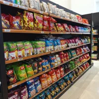 نیروی صندوقدار خانم