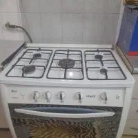 اجاق گاز در حد نو