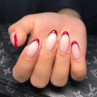 ناخنکار، متخصص متد پودر و ژل