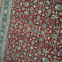 فرش تمیز و کم کار