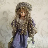 عروسک دکوری و قدیمی