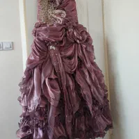 لباس عروسی و مجلسی