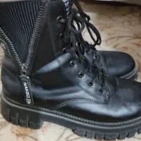 بوت دخترانه