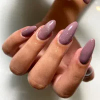 کاشت و ترمیم ناخن فاز ۵ سالن حور