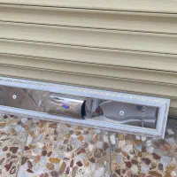 دیوار کوب با لامپ