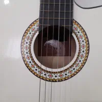 گیتار والنسیا با تایید استاد قیمت ۶ میلیون|گیتار، بیس، امپلیفایر|گلبهار, شهر جدید گلبهار|دیوار