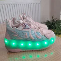 کفش اسکیتی وارداتی|دوچرخه، اسکیت، اسکوتر|شیراز, میرزاکوچک خان|دیوار