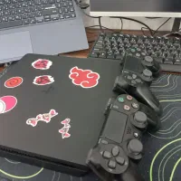 ps4 اسلیم یک ترابایت اصل نو دو دسته اصل