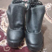 کفش ایمنی کارمحکم وخوب سایز۴۳