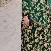 لباس محلی نونو وشیک|لباس|دهدشت, |دیوار