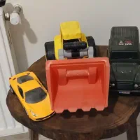 ماشین های خوشگل مناسب برای بچه|اسباببازی بچه|شاهینشهر, مخابرات (شهید بهشتی)|دیوار