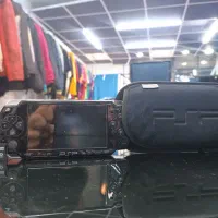 psp 2000 درحد نو با شارژر و رم 32 گیگ فقط 6.800