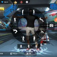 اکانت فری فایر  فروشیم هست طاق با اک کلش هم میزنم