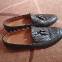 کفش ورنی