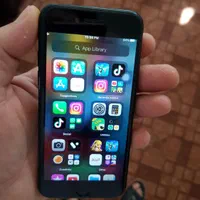 اپل iPhone 7 با حافظهٔ ۱۲۸ گیگابایت
