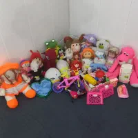 عروسک واسباب بازی