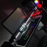 کیس گیمینگ کامل با تمام لوازم و مانیتور نسل12