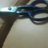 قیچی مخصوص برش  پارچه ضخیم .تیغه خوشکه