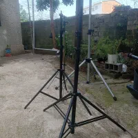 سه پایه نور...
