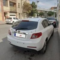 GEELY EMGRAND7 RV