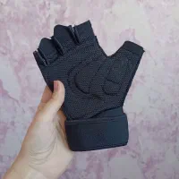 دستکش ورزشی باشگاه و قمقمه آب،شیکر ورزشی|تجهیزات ورزشی|تهران, جوادیه|دیوار