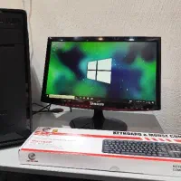 کامپیوتر به همراه مانیتور و موس کیبورد و SSD