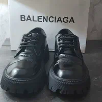 کفش مردانه سایز ۴۴ و ۴۳ لوفر بالنسیاگا