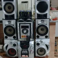 یک عدد ظبتت سونی ویک عدد ظبت ایوا.|سیستم صوتی خانگی|رشت, ولکس|دیوار