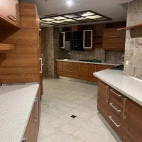 فرمانیه سنبل*340متر*4خواب*غرق در نور*تراس چیدمانی