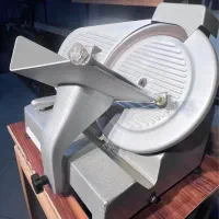 دستگاه کالباس بر