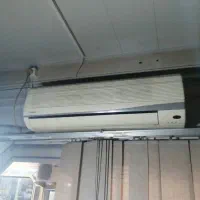 نصاب کولر گازی و پنل خورشیدی