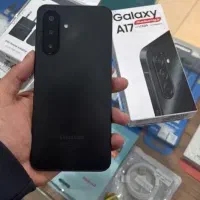 گوشی سامسونگ a17درحدنو