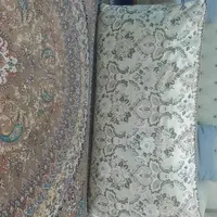 دو عدد پشتی در حد نو