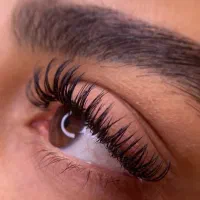 اکستنشن مژه با آف پاییزی فقط ۴۰۰ تومن|خدمات آرایشگری و زیبایی|ری, شهرری|دیوار