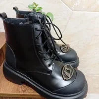 نیم بوت جذاب و کلاسیک دخترانه.سایز ۴۰