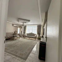 ۹۰ متر / دو خواب/ حصارک