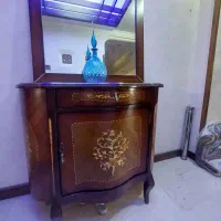 کنسول و آیئنه