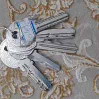 یک کلید تو ماشینم پیدا کردم