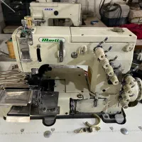 چرخ خیاطی سه سوزنه، پنج نخ ،کمرکش، پل‌دوزو پمپ باد