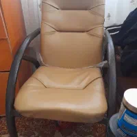 صندلی چرم سالم