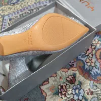 کفش نو|کیف، کفش، کمربند|سراوان, |دیوار