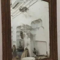 آینه قدیمی و خاص