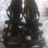 کفش|کیف، کفش، کمربند|نیشابور, مازول|دیوار