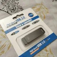 فلش 1 ترابایت اصل امریکایی(از دبی برام آورده شده)|لوازم جانبی موبایل و تبلت|قزوین, |دیوار