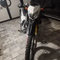 تریل پرواز 200