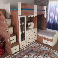 تحت خواب دو طبقه مدرن و لوازم منزل