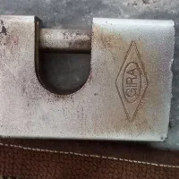 قفل کتابی گیرا