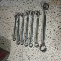 فروش تعدادی ابزار و اچار و جعبه فلزی بزرگ|ابزارآلات|شیراز, میانرود|دیوار