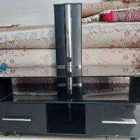 میز تلویزیون پایه دار