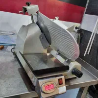 لوازم رستورانی. سرخ کن.کاباس بر . هات داگ پز